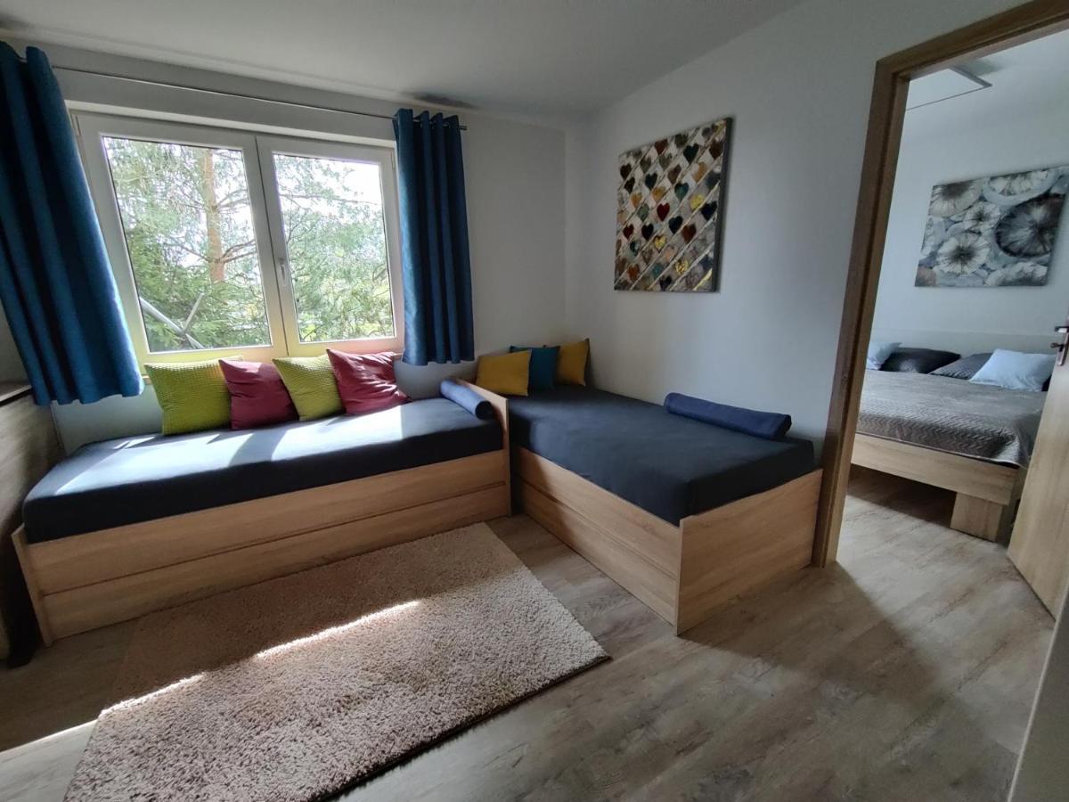 Apartman Pod Lipou - Samostatny Objekt Jaromer Luaran gambar